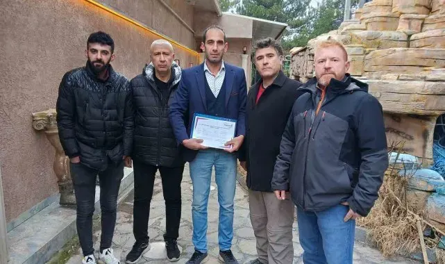 Aynı hisse senedini birden fazla kişiye satan kooperatif başkanının 200 milyon lira vurgun yaptığı iddia edildi