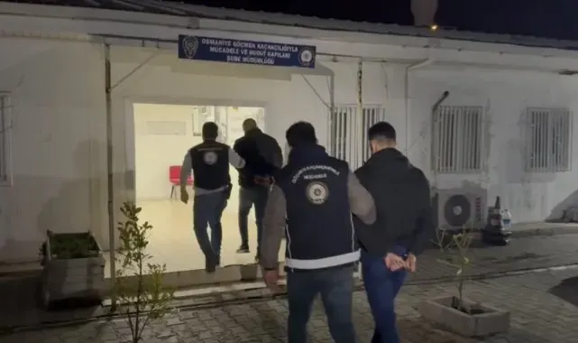 Osmaniye'de durdurulan cipin bagajında kaçak göçmen yakalandı