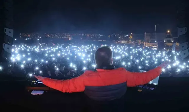 Denizli 90'lar kafasıyla nostaljik bir gece yaşadı