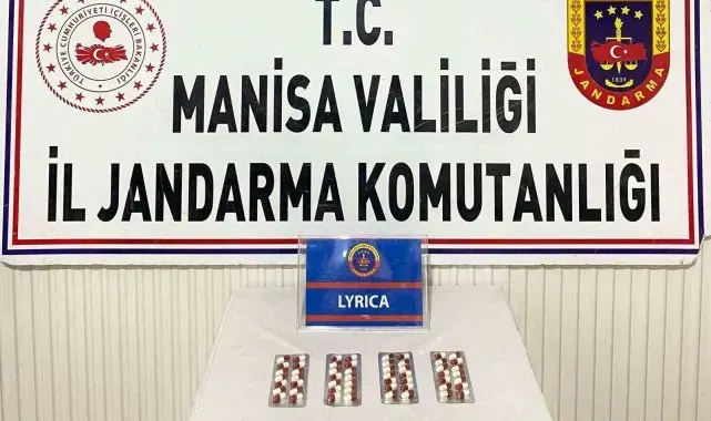Manisa'da 2 şüpheliden, 54 sentetik hap çıktı