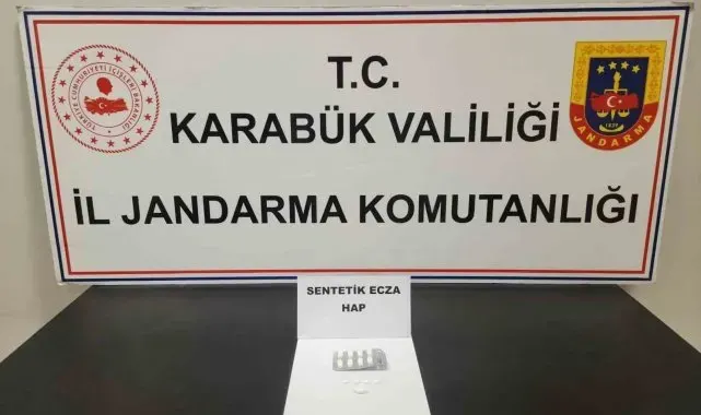 Şahsın üzerinde sentetik ecza hap ele geçirildi