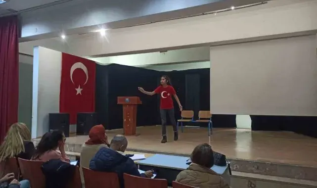 Köyceğiz'de "İstiklal Marşı'nı Güzel Okuma Yarışması" ilçe finali gerçekleştirildi