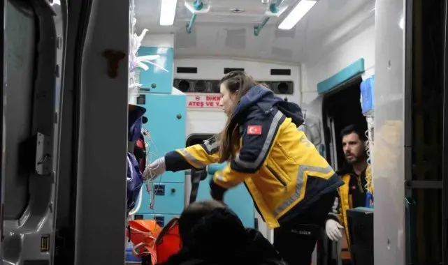 17 yaşındaki kız evde başından silahla vurulmuş halde bulundu