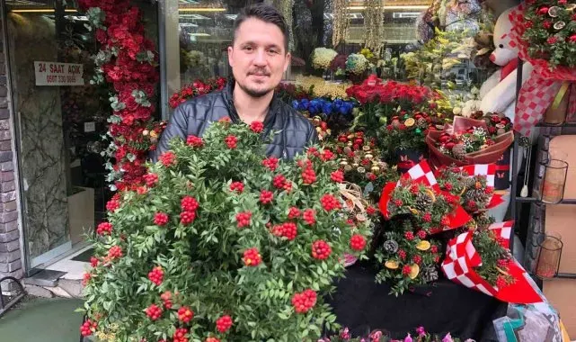 Kokina çiçeği Isparta'da yoğun ilgi görüyor