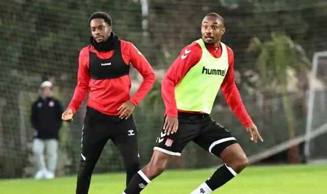 Sivasspor, Antalya'da güç depoluyor