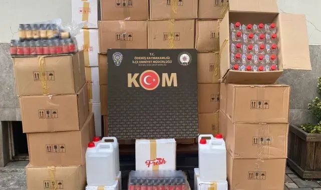 İzmir'de iş yeri ve depoya sahte alkol baskını