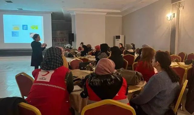 Kadın sağlığı ve hijyen anlatıldı