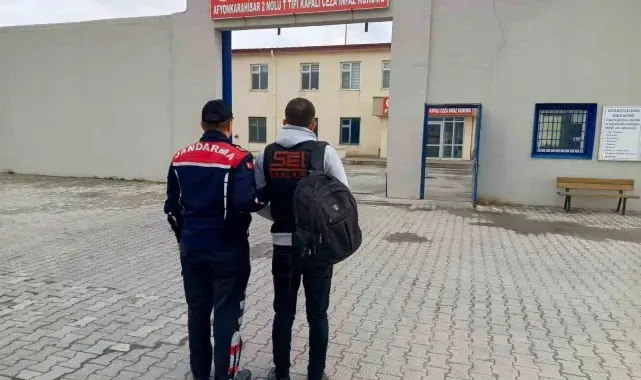 Afyonkarahisar'da kaçak şahıs yakalandı