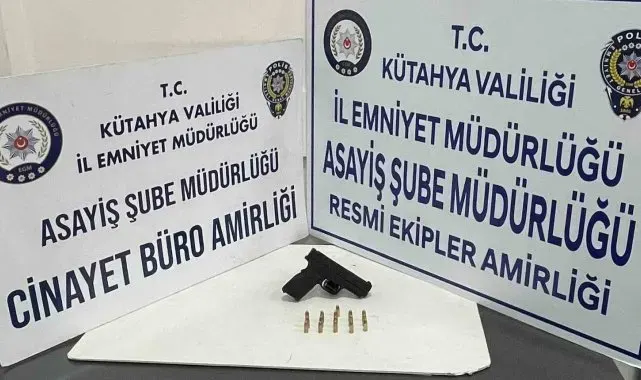 Kütahya'da bir araçta ruhsatsız tabanca ele geçirildi