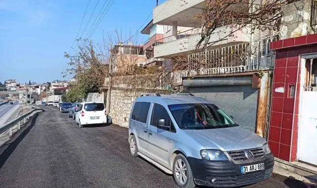 "Kafama silah dayayıp altınlarımı çaldılar" diyen kadının bilezikleri kumar oynayan oğluna verdiği ortaya çıktı
