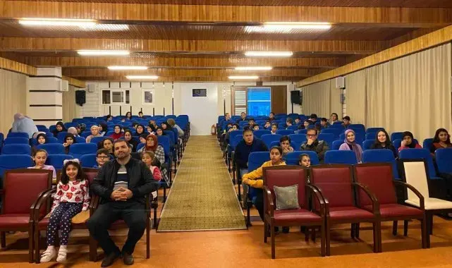 Bozyazı'da öğrencilere Mehmet Akif Ersoy'un hayatı anlatıldı