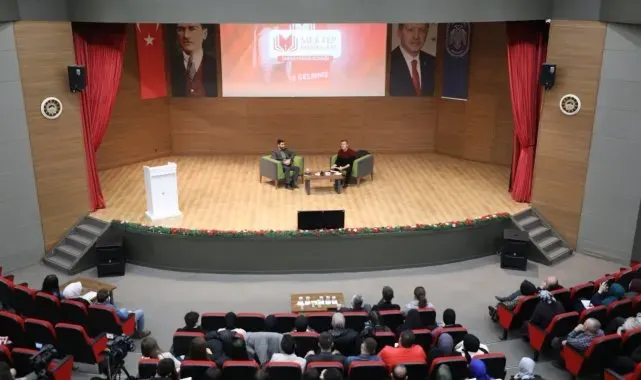'Mektep Melikgazi'de ilk konferans gerçekleştirildi