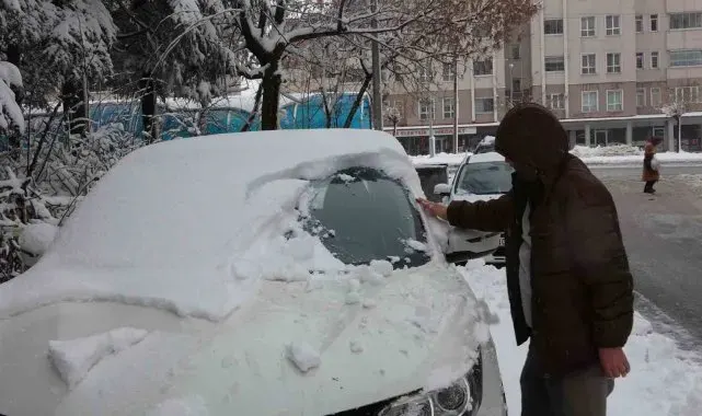 Bitlis'te 107 köy yolu ulaşıma açıldı