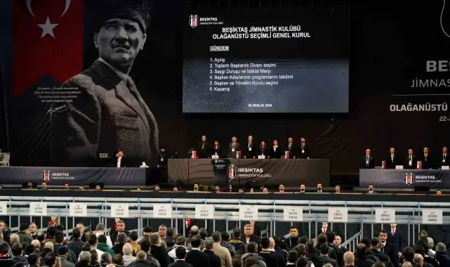 Beşiktaş'ta olağanüstü seçimli genel kurul başladı