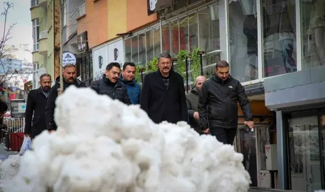 Vali Çelik karla mücadele çalışmalarına inceledi