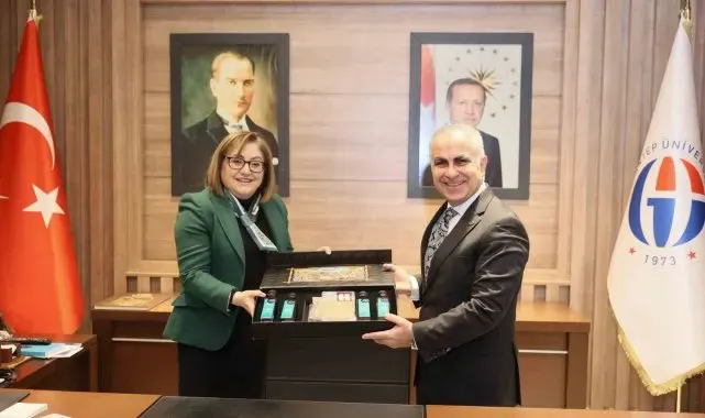 Başkan Şahin'den Rektör Doğan'a hayırlı olsun ziyareti