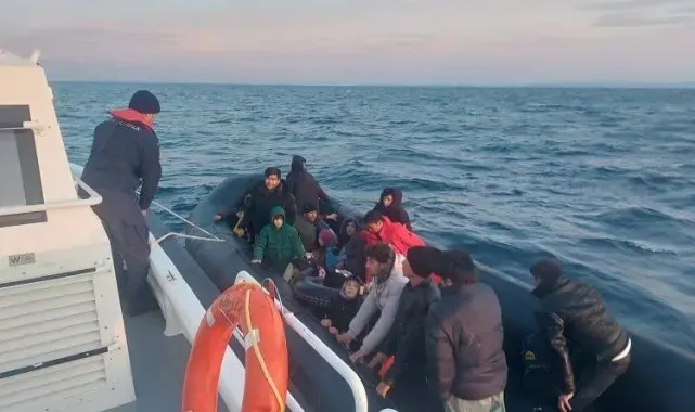 Ayvalık açıklarında 16'sı çocuk 31 göçmen kurtarıldı