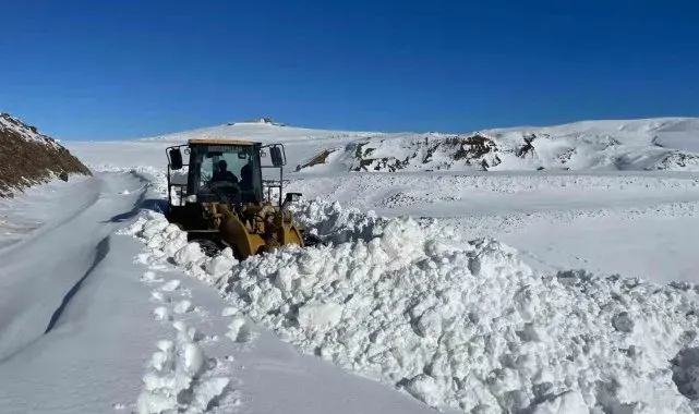 Muş'ta 178 köy yolu ulaşıma açıldı