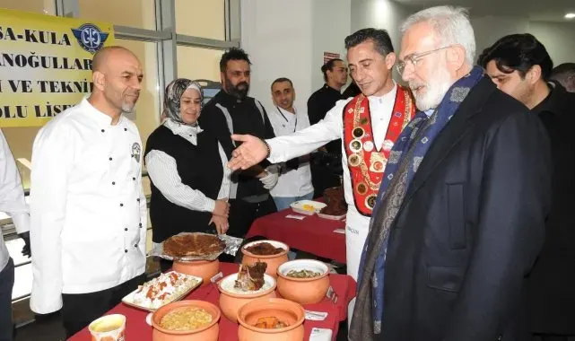 AK Parti Grup Başkanvekili Yenişehirlioğlu, Öğretmen Akademisinde