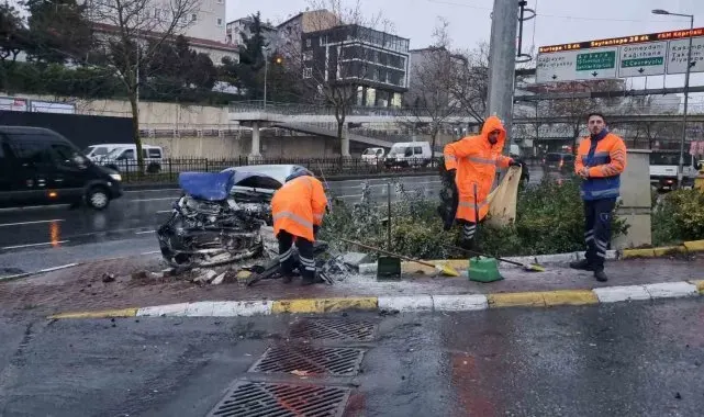 Şişli'de kaza sonrası araçta yangın çıktı: 2 yaralı