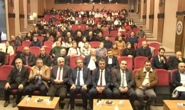 Malatya Turgut Özal Üniversitesi'nde 2. kayısı paneli