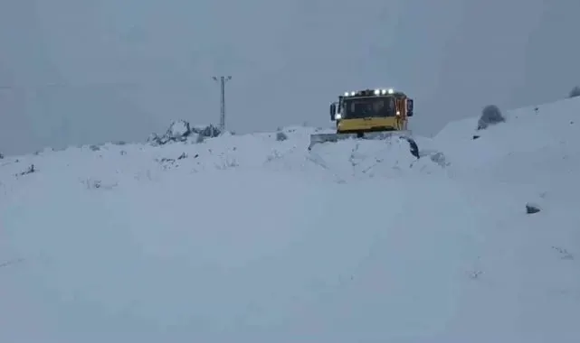 Elazığ'da 106 köy yolu ulaşıma kapandı