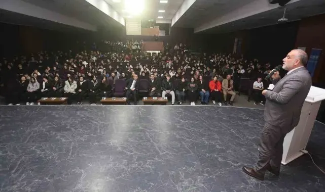 Sandıkçı: "İstiklal Marşımız, bağımsızlığımızın simgesi"