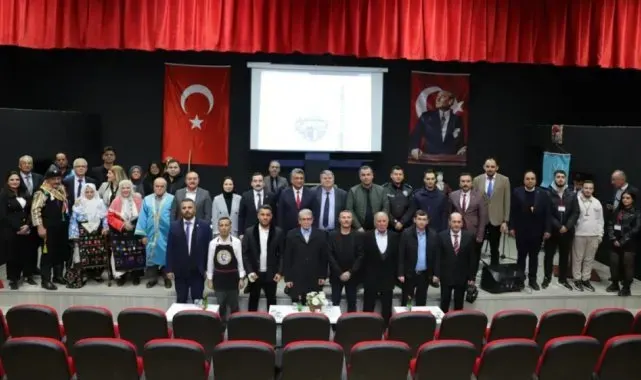 Domaniç, "Tarih, kültür ve turizm" temalı çalıştaya ev sahipliği yaptı
