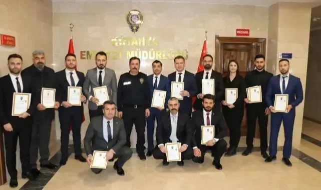 Kütahya'da emniyet personeline başarı belgeleri takdim edildi