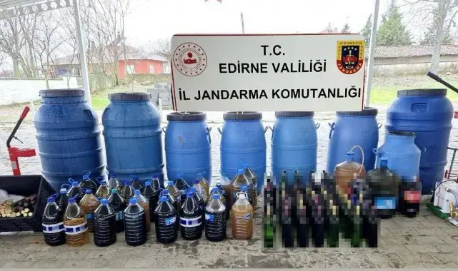 Edirne'de bin 560 litre kaçak içki ele geçirildi