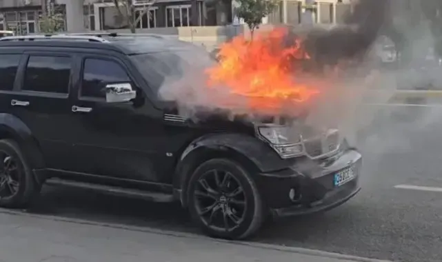 Şırnak'ta cip ve yolcu otobüsü alevlere teslim oldu