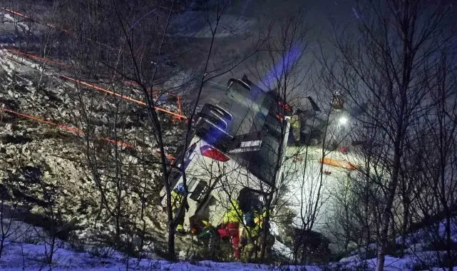 Norveç'te otobüs şarampole yuvarlandı: 3 ölü, 4 yaralı