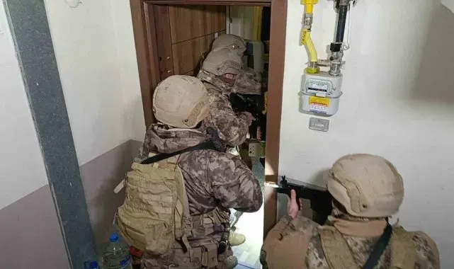 Edirne'de şafak operasyonu: 26 şüpheli gözaltına alındı