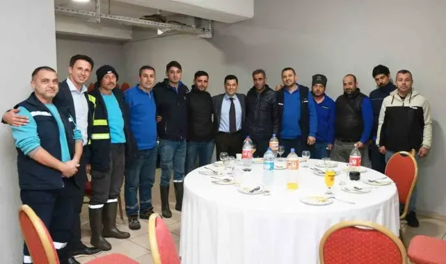 Marmaris Belediyesi personeli yeni yıl yemeğinde buluştu
