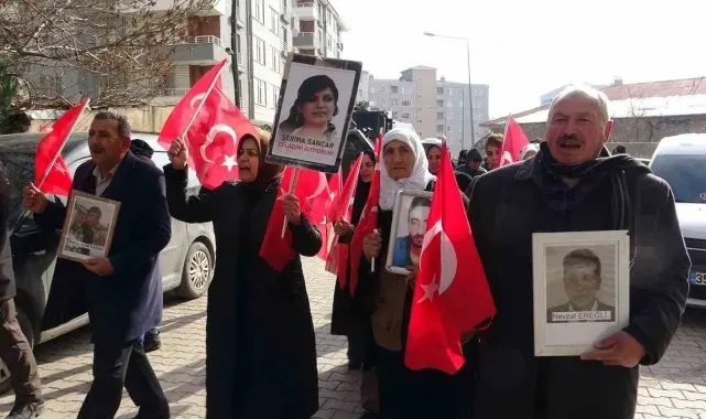 Evlatları dağa kaçırılan anne ve babalardan çocuklarına umutlu çağrı