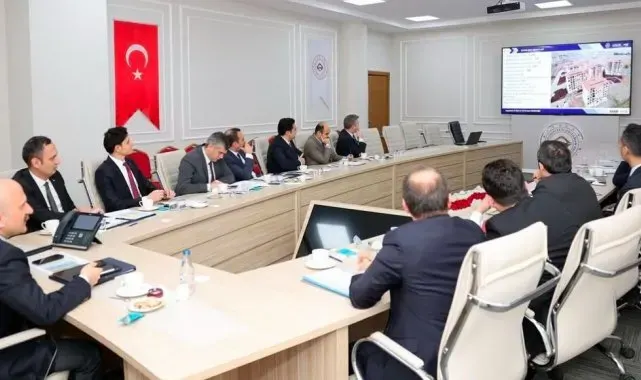 Mülki idare amirleri yıl sonu değerlendirme toplantısı yapıldı