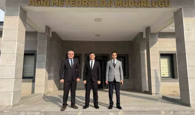 Ağrı'da Ahmed-i Hani Havalimanı ve TEİAŞ müdürleri, Meteoroloji'yi ziyaret etti