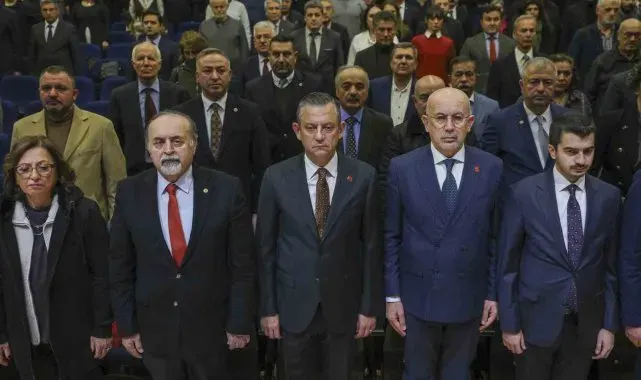 CHP Genel Başkanı Özel: "Cumhuriyet tarihinde ilk kez asgari ücrete zam değil indirim yaptılar"