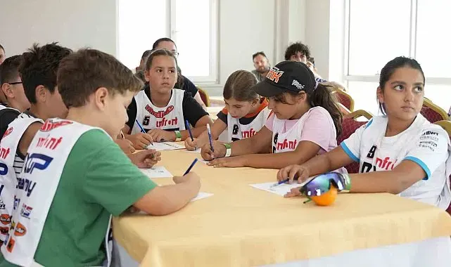 Türkiye'nin genç motokros yıldızları, MXGP Akademi'de buluştu