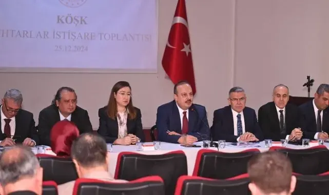Aydın Valisi Canbolat, Köşk'te muhtarlarla toplantıda buluştu