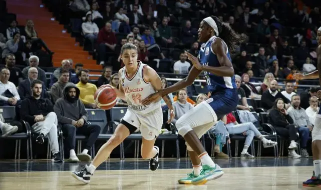 Türkiye Kadınlar Basketbol Ligi: ÇBK Mersin: 83 - Emlak Konut: 82