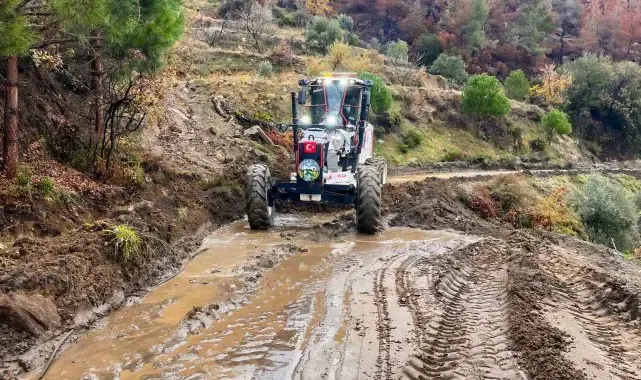 Bozdoğan Belediyesi'nden sağanak mesaisi