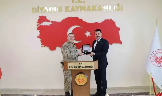 Tuğgeneral Kiper'den, Kaymakam Karali'ye ziyaret