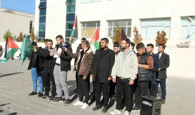 Şırnak'ta üniversite öğrencileri İsrail'i protesto etti