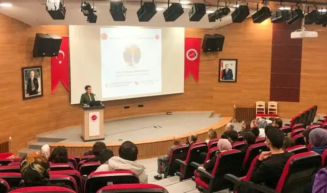 Kastamonu Üniversitesi'nde "Meşrutiyet Dönemi Basını ve Türk Dünyası" konulu konferans düzenlendi