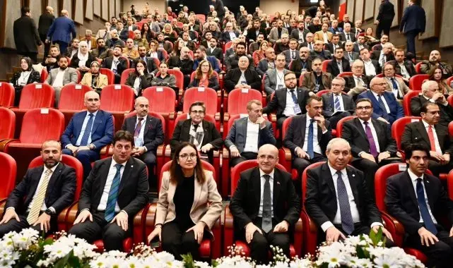 Bakan Şimşek, Yalova'da "İş Dünyası Buluşması"na katıldı