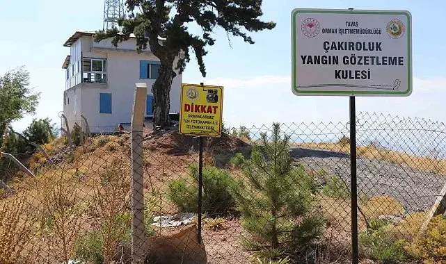 Denizli'nin yeşil örtüsü yangınlara karşı teknolojik ekipmanlarla gözetleniyor