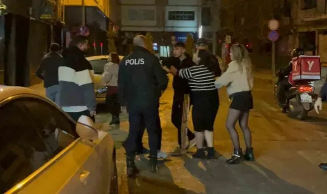 Alkollü mekanda kavga eden 3 kadın gözaltına alındı