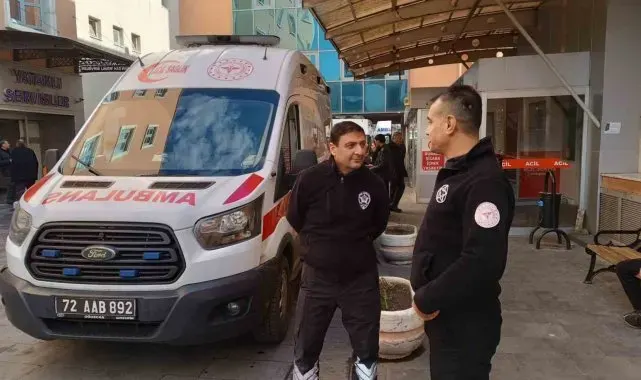 Batman'da yolun karşısına geçmeye çalışan zihinsel engelli gence otomobil çarptı