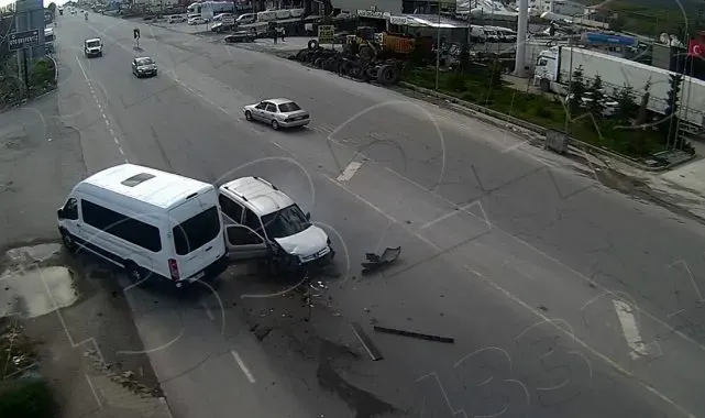 Tatvan'da KGYS kameralarına yansıyan kazalar